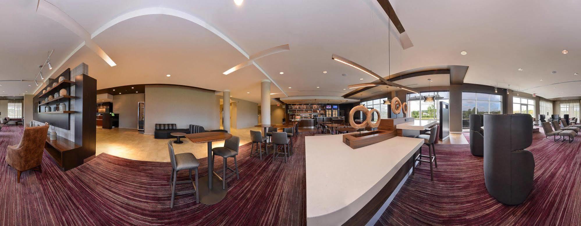Courtyard By Marriott Boston Littleton Hotel Exterior photo